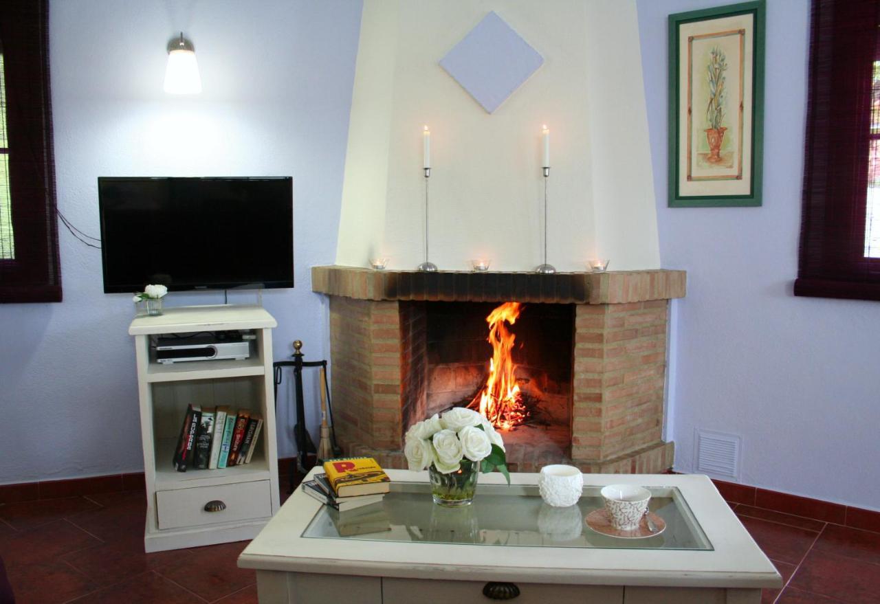 Casas Rurales Los Algarrobales El Gastor Luaran gambar