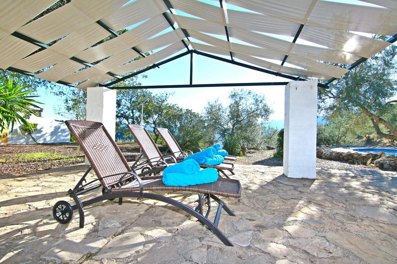 Casas Rurales Los Algarrobales El Gastor Luaran gambar